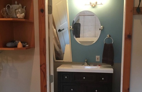 Shawnigan Lake Ski Chalet | "Seclusion" near major centres.