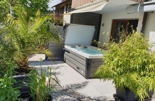 Uhldingen-Muehlhofen Apartment | Seehaus Aachblick, Exklusive Appartements und Ferienwohnungen