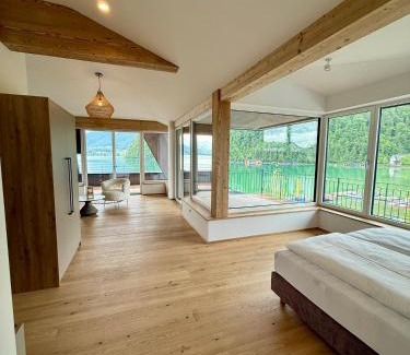 Strobl Hotel | Seehotel Lilly