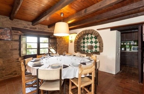 Tavertet Cottage | Self catering Can Feló for 11 people