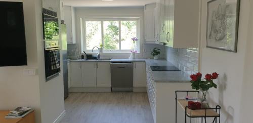 Skorstorp Villa | Semesterhus Kymbo Jungfrugården 2