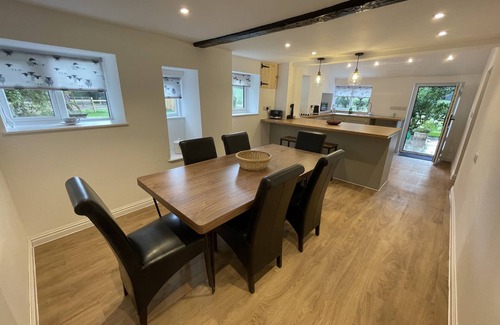 Sutton Maddock Cottage | Semi-detached cottage set on the banks of the River Severn near to Ironbridge