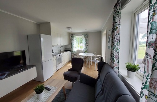 Brevens Bruk House | Semi-detached house directly on the lake, 4 or 8 beds