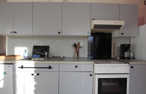 Angoville-sur-Ay Cottage | Semi-detached house with terrace in Lessay, perfect for families