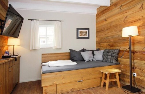 Torfhaus House | Semi-detached houses, turf house