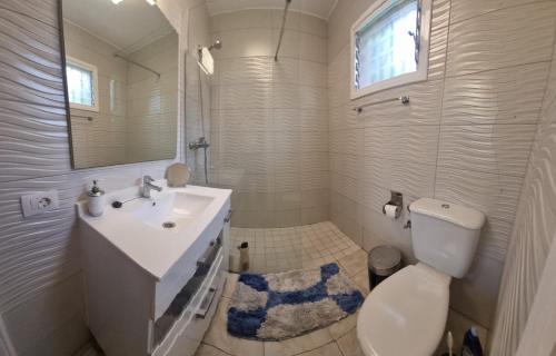 Palm-Mar Villa | Semi-detached villa sea views, huge terrace, close beach