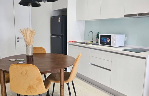 Brickfields Condo | Sentral Suites - Netflix and Chill