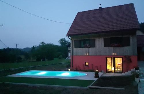 Cabar Ski Chalet | Seoska rapsodija