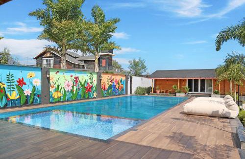 Palampur Villa | Serene 2BHK with Garden and Hilltop Jacuzzi