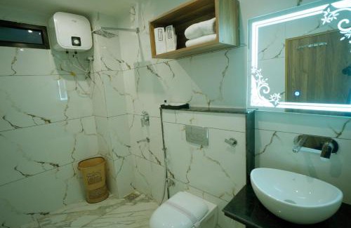 Mayapur Hotel | Serenity By The Ganges