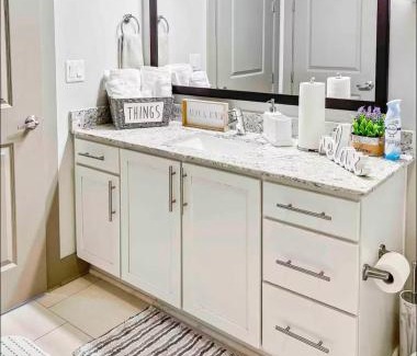 Midtown Apartment | Serenity In The City