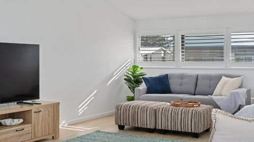 The Entrance North House | Serenity On The Sand