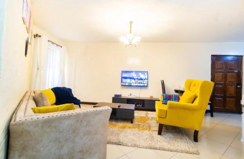 Nairobi West Apartment | Serenity Retreat - 2 Bed Apartment with Pool & Gym