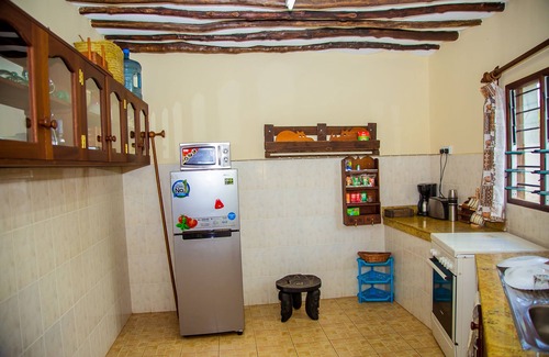 Diani Beach Villa | Serenity Villa - 8min Escape in Diani Beach