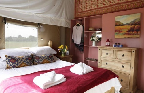 Preston Cottage | Set amongst rolling green patchwork of grazing land with the Bowland Fells as a perfect backdrop.