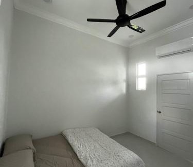 Kubur Maras House | Sha's Homestay Kota Bharu