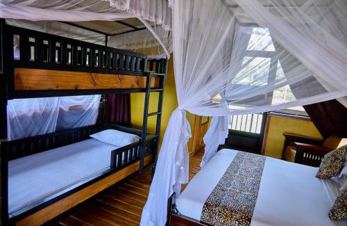 Arusha Cabin | Shamba Lodge Cabin X
