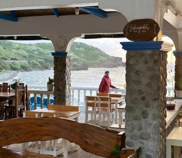 Basco House | shanedel's inn & café