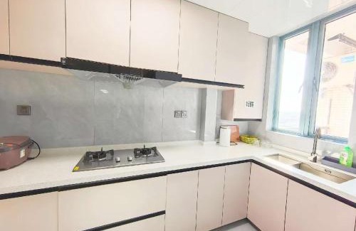 Pudong Apartment | Shanghai Hills & LinkInn TimeLight 3-Bedroom Near SNIEC