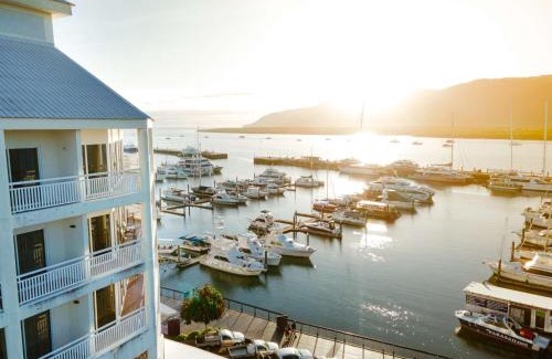 Cairns Central Business District Hotel | Shangri-La The Marina, Cairns