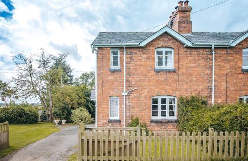 Bridgnorth House | Shepherd's Cottage