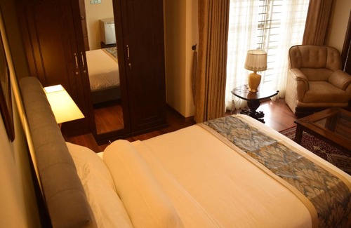 Dhaka Hotel | Shinepukur Suites