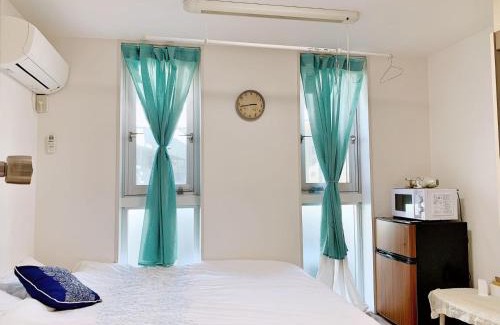 Honmachi Apartment | Shinjuku 新宿徒步圈!西新宿!都厅!新宿中央公园!2分钟步行到地铁!高速无限制网络!精致公寓Autolock!104