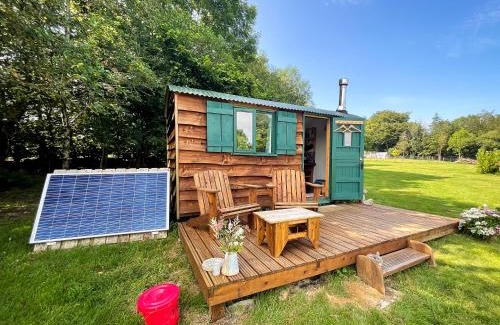 Bethania Other | Shire the Shepherd's Hut at Pentref Luxury Camping