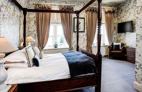 Hurst Green Hotel | Shireburn Arms Hotel