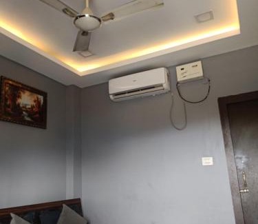 Sualkuchi Hotel | Shiva Guest House