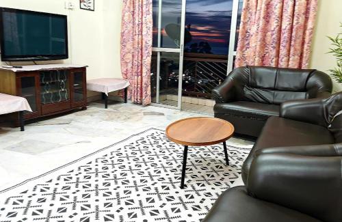 Tanjung Tanah Merah Apartment | Shorelina Homestay - PD Laguna Condo
