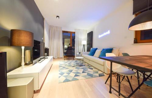 Wilanow Apartment | ShortStayPoland Kieslowskiego (B41)