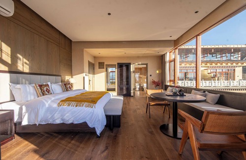 Shangri-La Hotel | Shujia wengmacuozangshidujiazhuangyuan