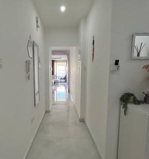 Larnaca City Centre Apartment | Sia-Serenity Finikoudes Apartment