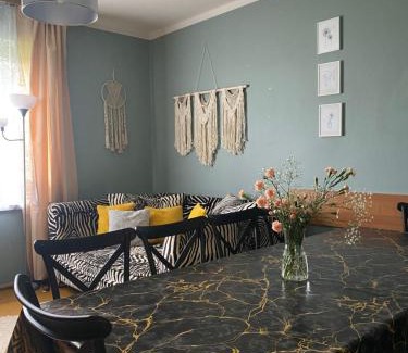 Monki House | Siedlisko w Słońcu Podlasia