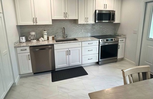 Bouvet Island Condo | Siesta Beach House #304 Minute Walk to Beach