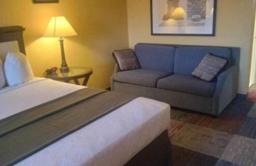 Tougaloo Hotel | Signature Hotel