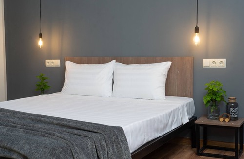 Chugureti Hotel | Silent Hill Hotel standard room