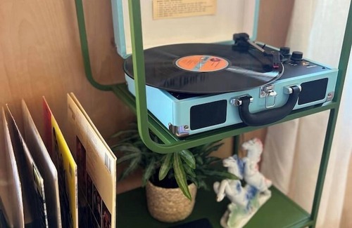 Austin House | Silo house - 3 acres +pool +outdoor shower “Opal”