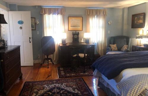 Marion Bed & Breakfast | Silvershell Inn