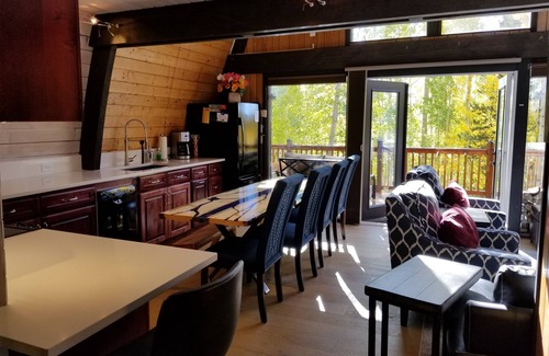 Wildernest Cabin | Silverthorne Cabin-Glamping on Steroids-Summit Cty House Wildernest Mesa Cortina