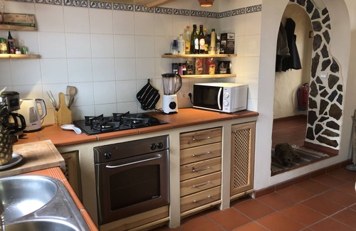 Aljezur House | Single Storey house with beautiful garden and large terraces.