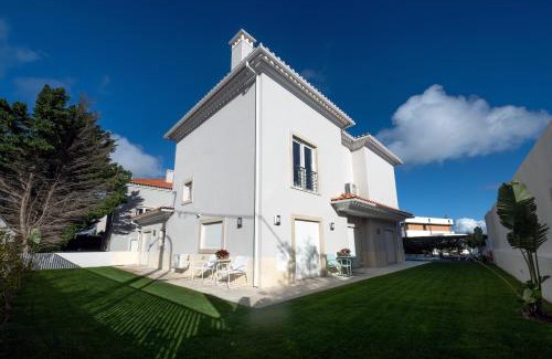 Sao Pedro de Penaferrim Villa | Sintra Dream Garden Villa