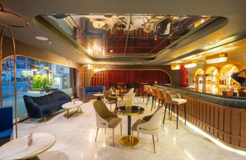 Pratumnak Hill Hotel | Sirin Exclusive Hotel and Residence