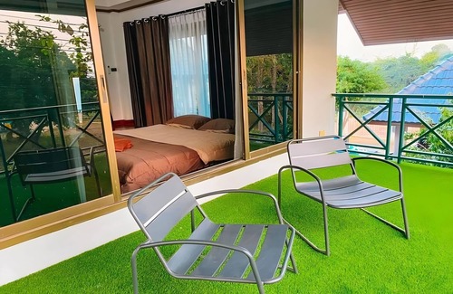 Sattahip Villa | Siriniran Homestay