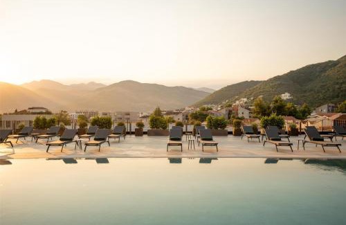 Tomicici Hotel | SIRO Boka Place