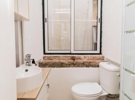Santa Maria Maior Apartment | SJ2DeE Heart of Baixa NEW AIR CONDITIONING Spacious 2 apts 4br2ba