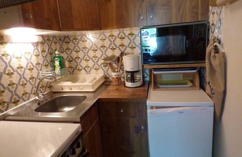 Le Chinaillon Apartment | Ski-In/Out Studio - Sleeps 4 - Garage - Close to ESF & Chairlift - West-Facing Balcony