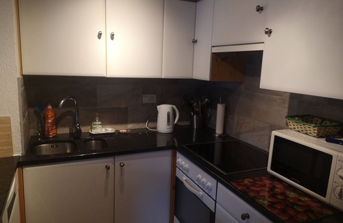Grimentz Apartment | Ski-in-ski-out apartment with balcony. Exceptional mountain views