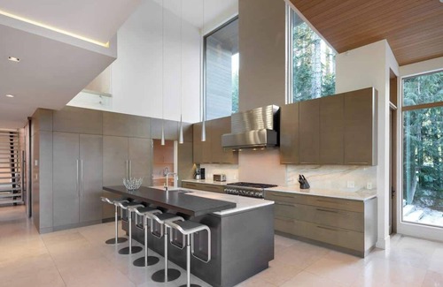 Whistler Creekside House | Ski-in ski-out chalet w/hot tub & views